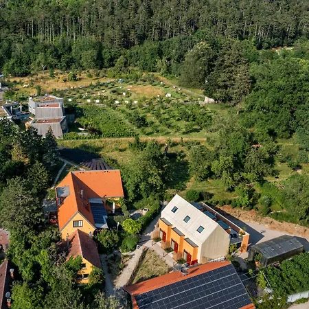 Apartamento Tranquillini Auf Gut Guntrams Schwarzau am Steinfelde